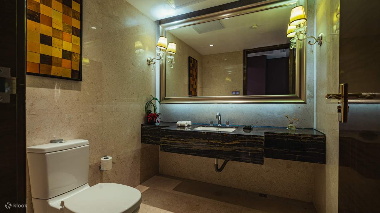 European style suite